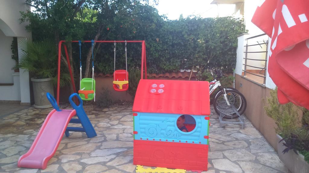 Apartments Lola Biograd Na Moru Exterior foto